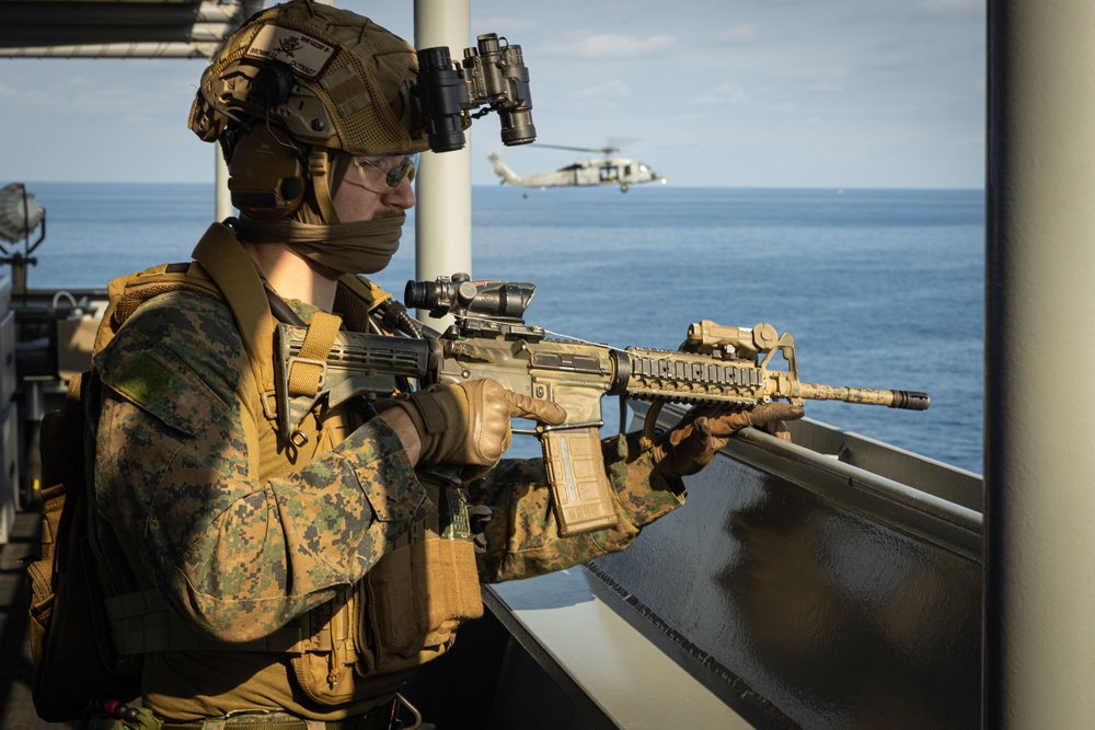 31st MEU conducts VBSS aboard the USS Miguel Keith (ESB 5)