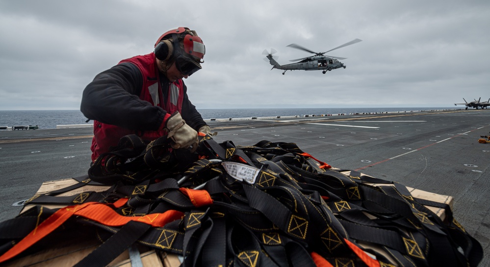 USS America Conducts a Vertical Replinishment