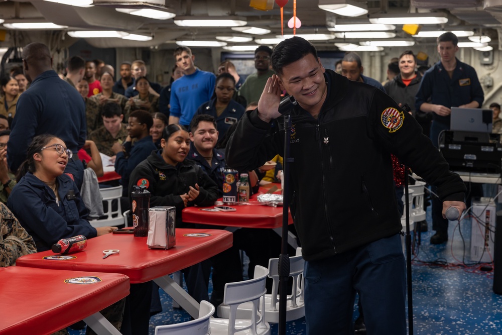 USS America hosts karaoke and ice cream social