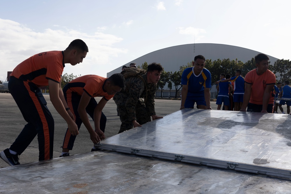 U.S. Marines Support Humanitarian Relief Efforts Alongside Philippine Allies