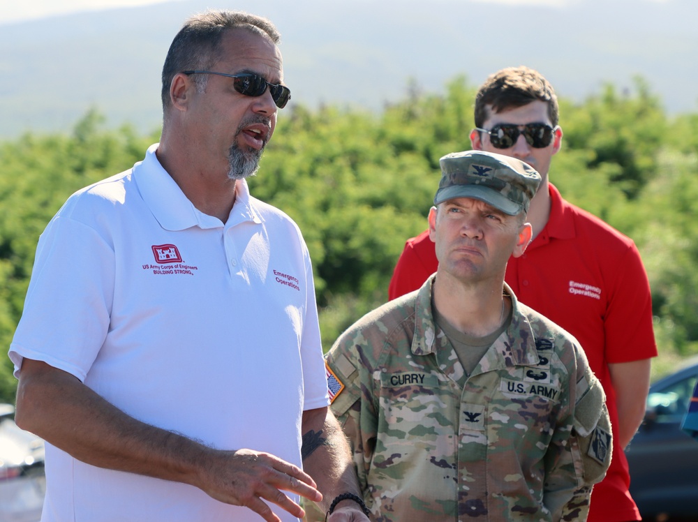 USACE temporary housing mission manager briefs FEMA leadership
