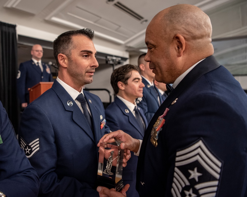 KYANG recognizes top Airmen