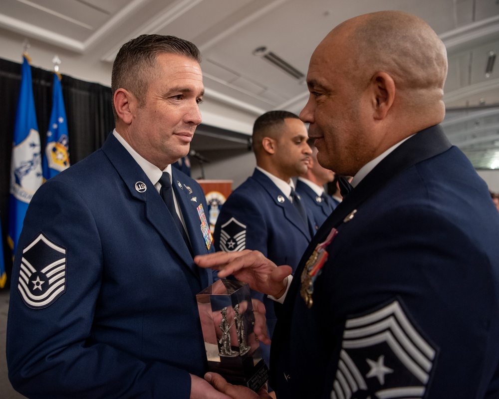 KYANG recognizes top Airmen