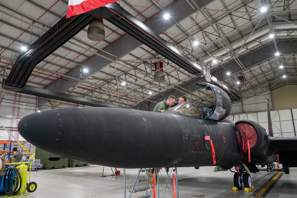Robert Courts, MP Participates in Immersion Tour on RAF Fairford