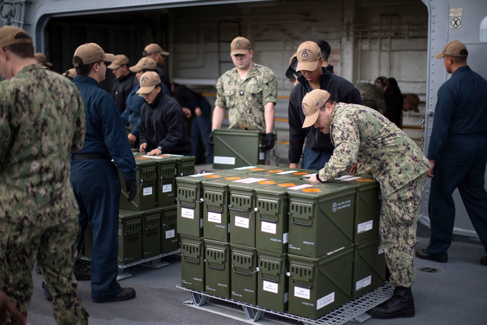 USS Tripoli Ammo Onload