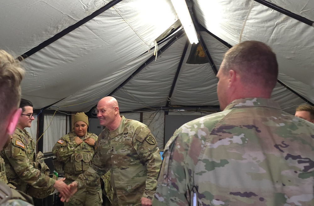 FCOE Commanding General, Command Sergeant Major visit GAARNG 1-118th FA MRE