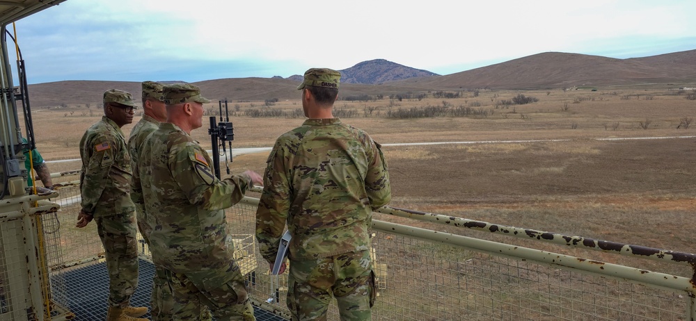 FCOE Commanding General, Command Sergeant Major visit GAARNG 1-118th FA MRE