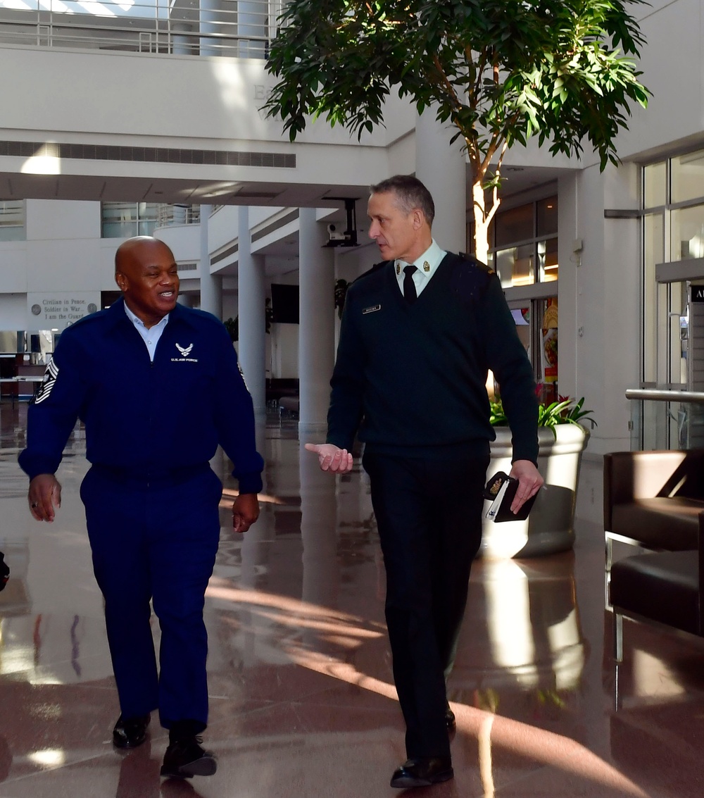 Top enlisted leaders of National Guard and Canadian Army Reserve strengthen ties and discuss enlisted affairs