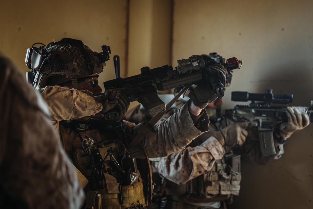 Marines with V2/6 conduct urban assaults and defensive operations at Range 220 during AFX for SLTE 2-24