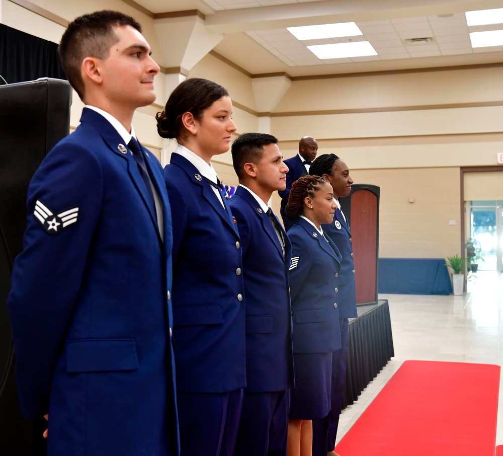 SEA Whitehead recognizes Florida National Guardsmen during ceremony