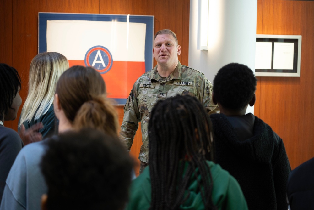 Ebenezer Middle School visits USARCENT