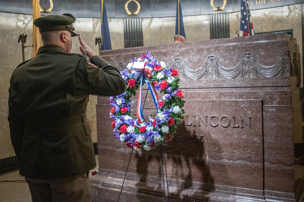 Illinois National Guard Honors Former Guardsman, President Abraham Lincoln