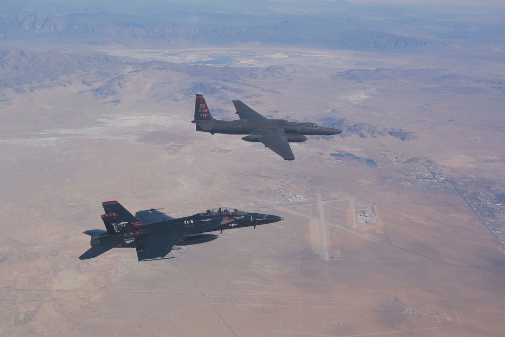 U-2 Dragonlady and Vandy-1 fly in formation