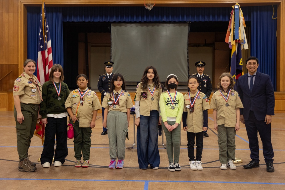 New Jersey National Guard Recruiters Teach Cub Scouts How to Fold American Flag