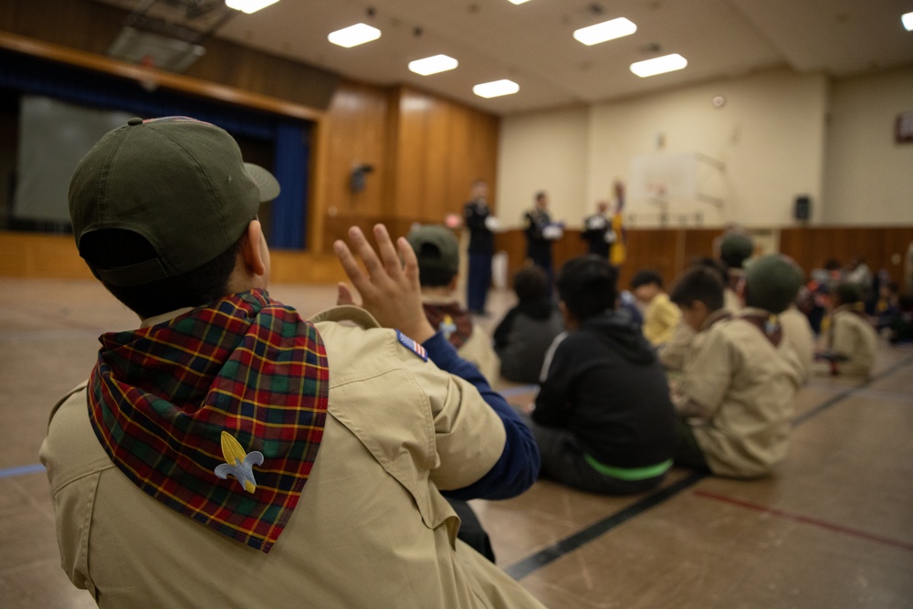 New Jersey National Guard Recruiters Teach Cub Scouts How to Fold American Flag