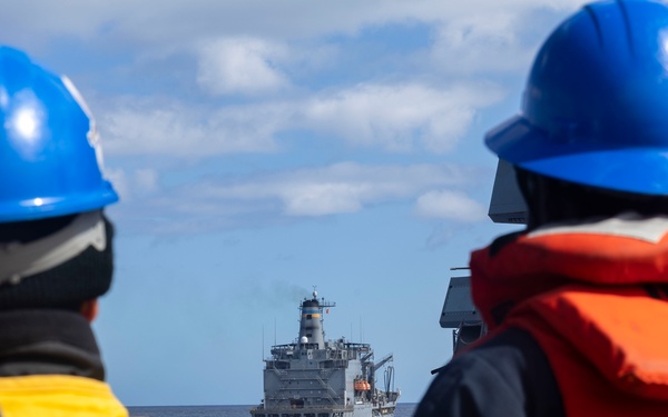 DDG 115 RAS WITH T-AO 202