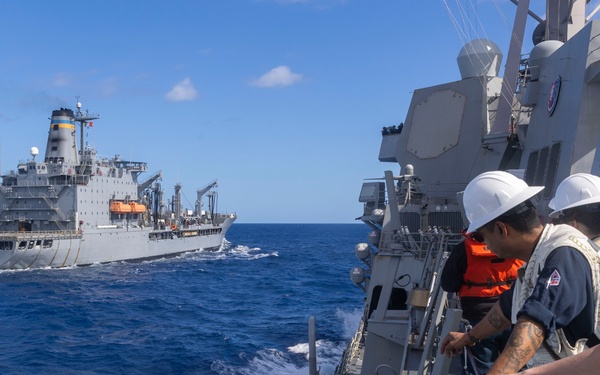 DDG 115 RAS WITH T-AO 202