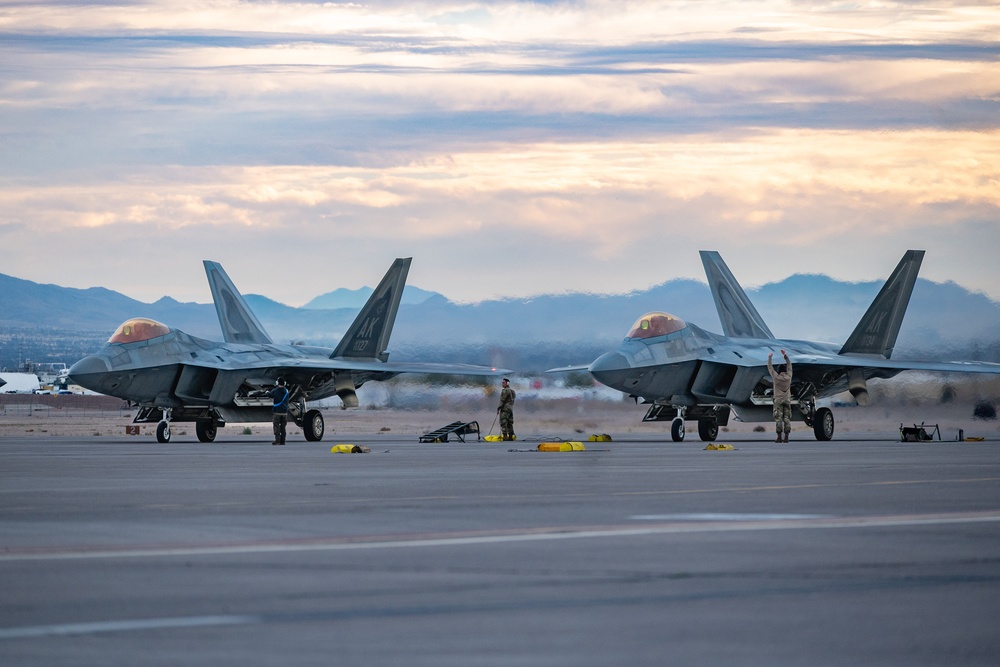 F-22 Landing