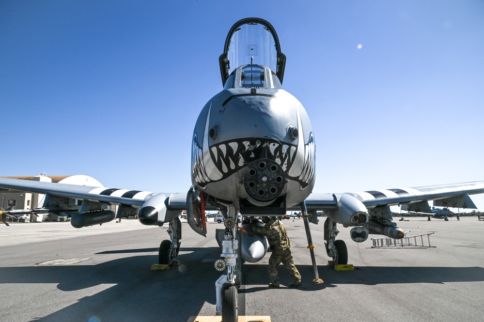 Whiteman AFB A-10s visit MacDill