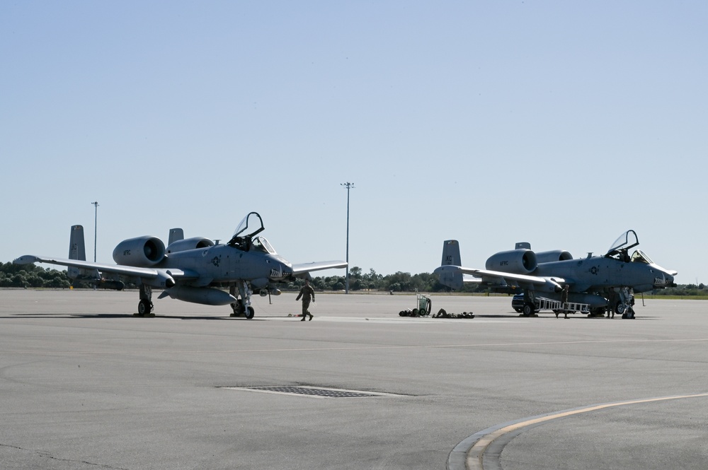 Whiteman AFB A-10s visit MacDill