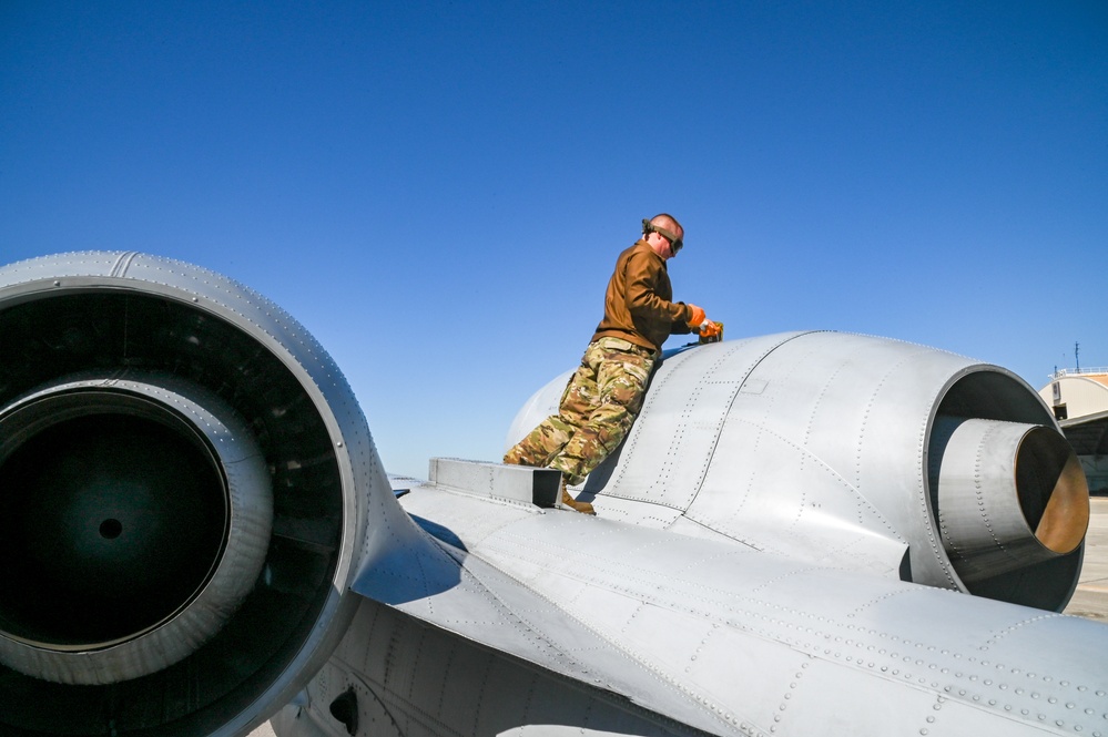 Whiteman AFB A-10s visit MacDill
