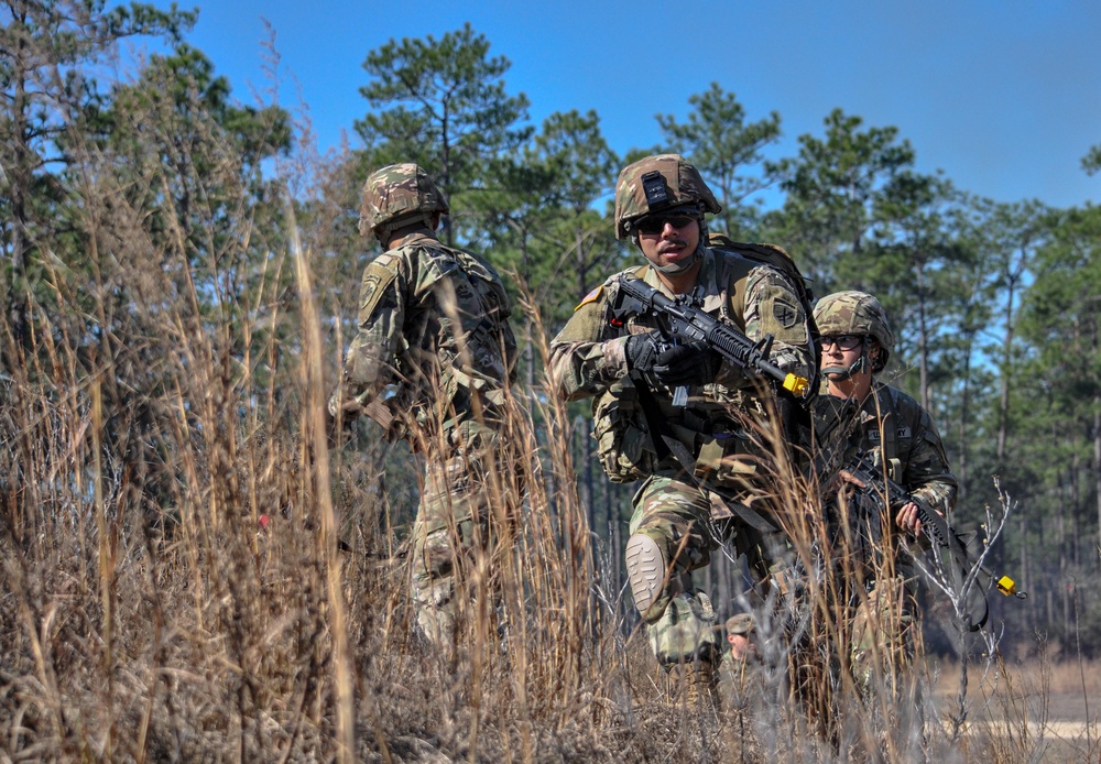 CA team investigates enemy position during Best Squad challenge