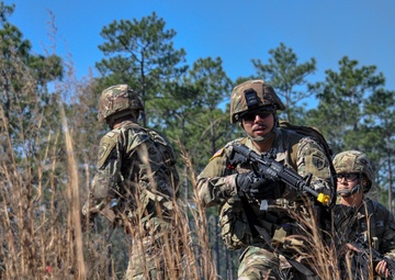 CA team investigates enemy position during Best Squad challenge