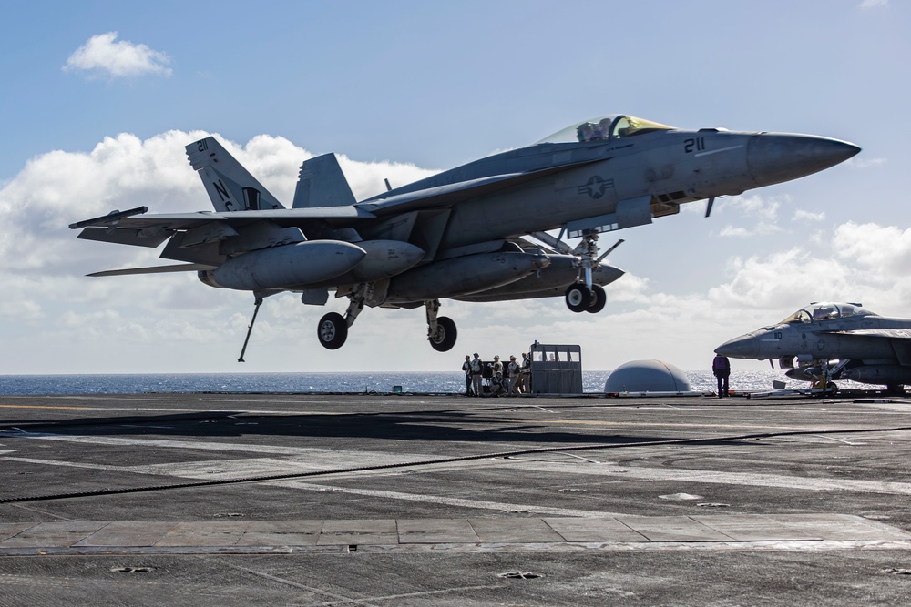 Abraham Lincoln conducts flight operations