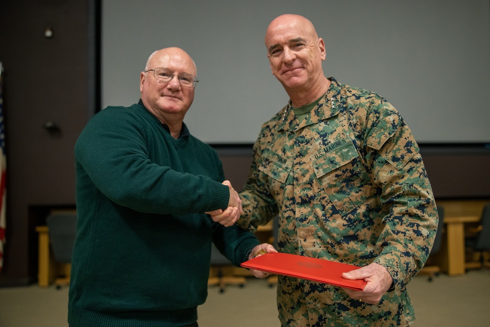 II MEF Civilian of the Quarter award ceremony