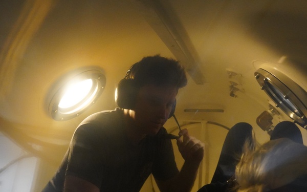 Shipyard Dive Locker Uses Chamber to Treat Hearing Loss