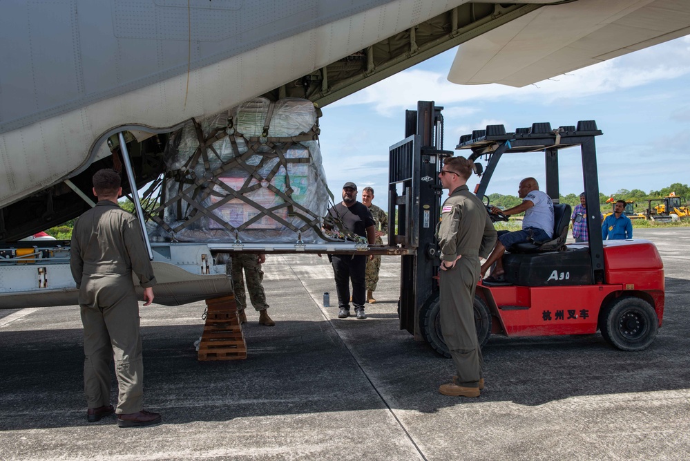 JRM Delivers Books to Yap