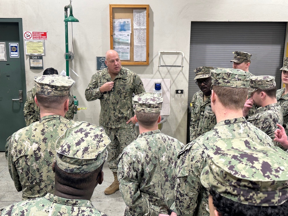 DVIDS - Images - Capt. Miranda Visits PWD Naples, Italy [Image 2 of 3]