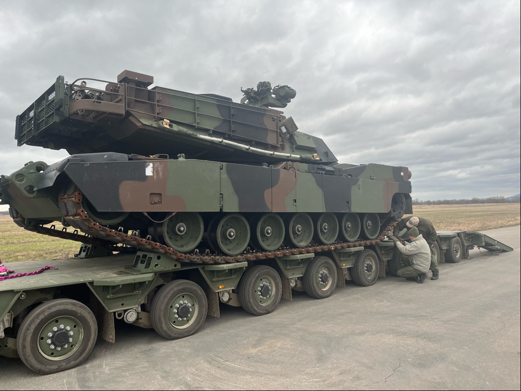DVIDS - Images - New EHET tie-down system tested at Coleman APS-2 
