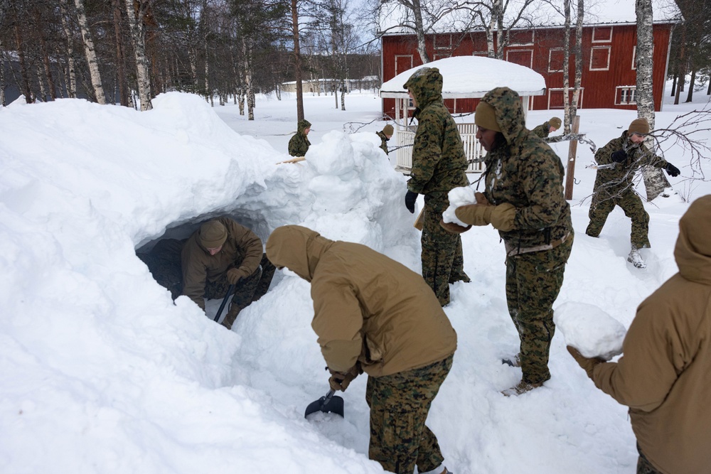 U.S. Marines with 2nd Marine Aircraft Wing four-day cold-weather training