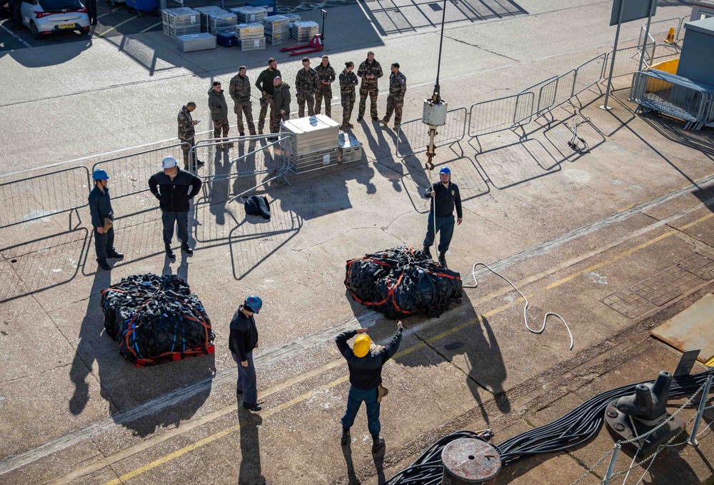Members of Le Bataillon de Fusiliers Marins (BFM) Détroyat Embark USS Gunston Hall (LSD 44) in Preparation for Steadfast Defender 24
