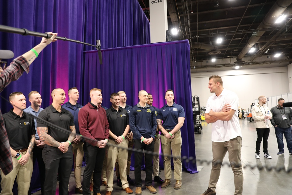 Joint Armed Forces Color Guard Checks Out the NFL Experience