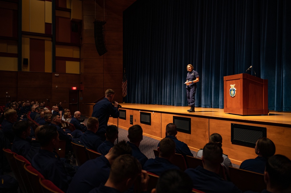 Coast Guard Commandant visits Coast Guard Academy