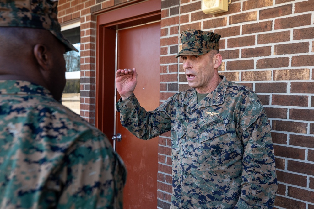 Training and Education Command commanding general visits Marine Corps Combat Service Support Schools