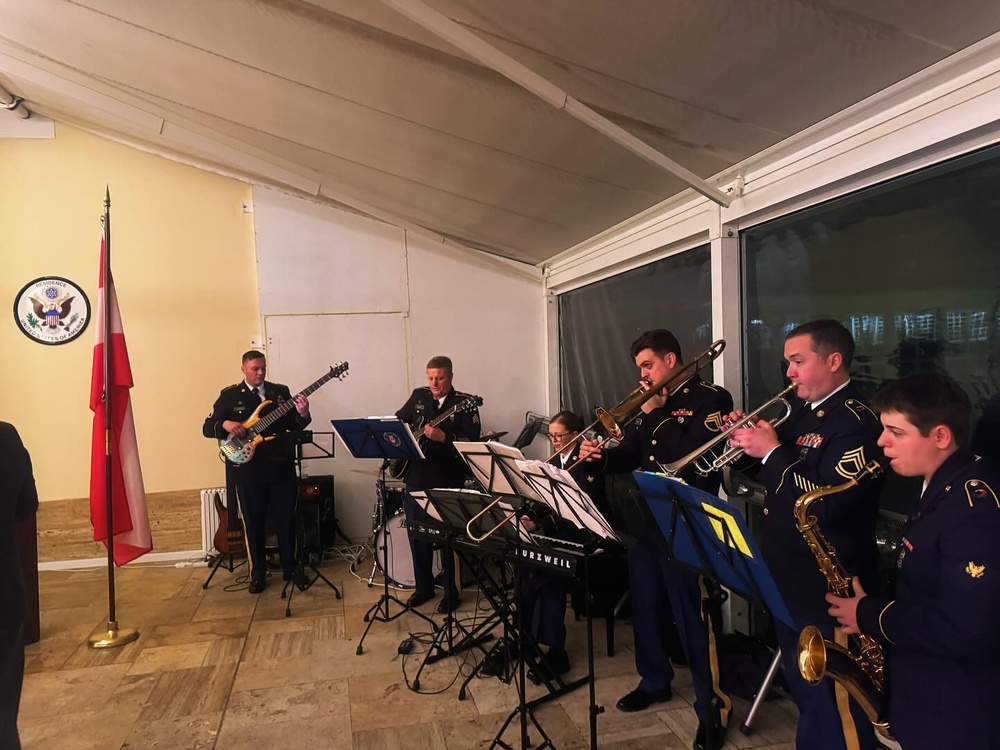 40th Army Band Play For Ambassador