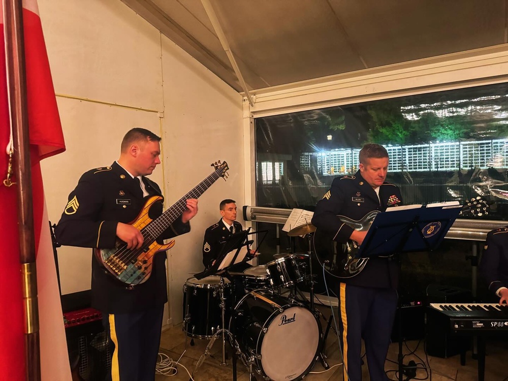 40th Army Band Play For Ambassador