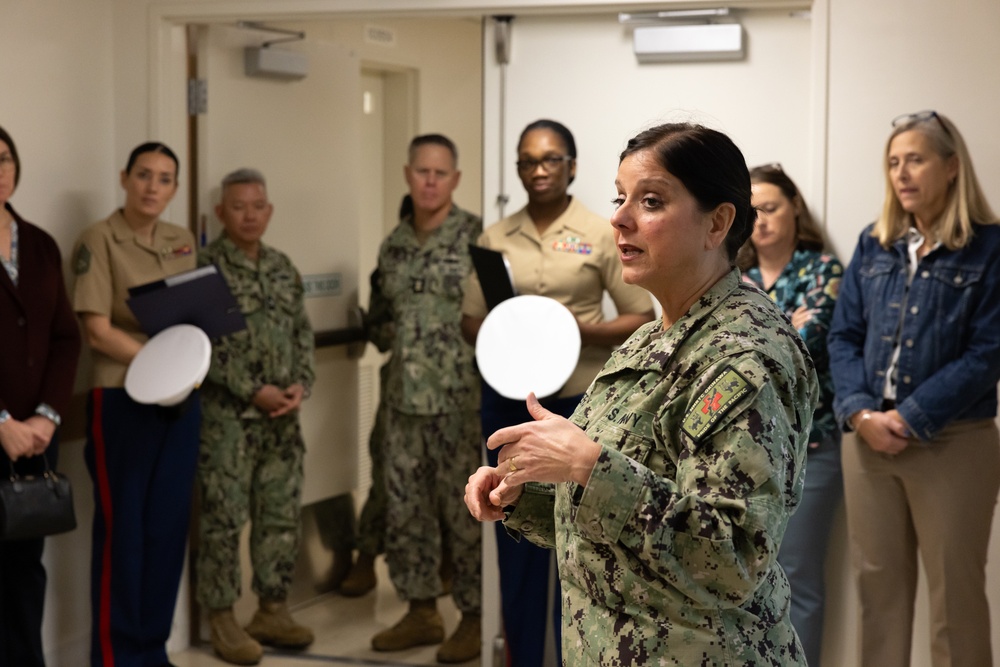 III MEF, MCIPAC general officers' spouses learn about Camp Foster services, estbalishments during family support tour