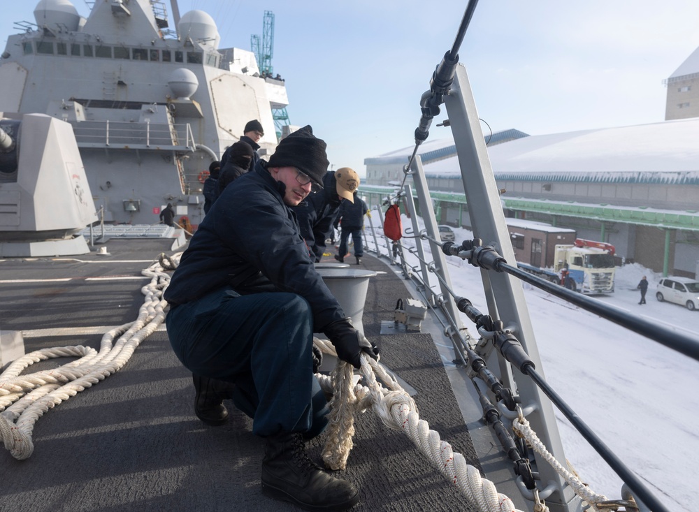 DDG 115 OTARU SEA AND ANCHOR