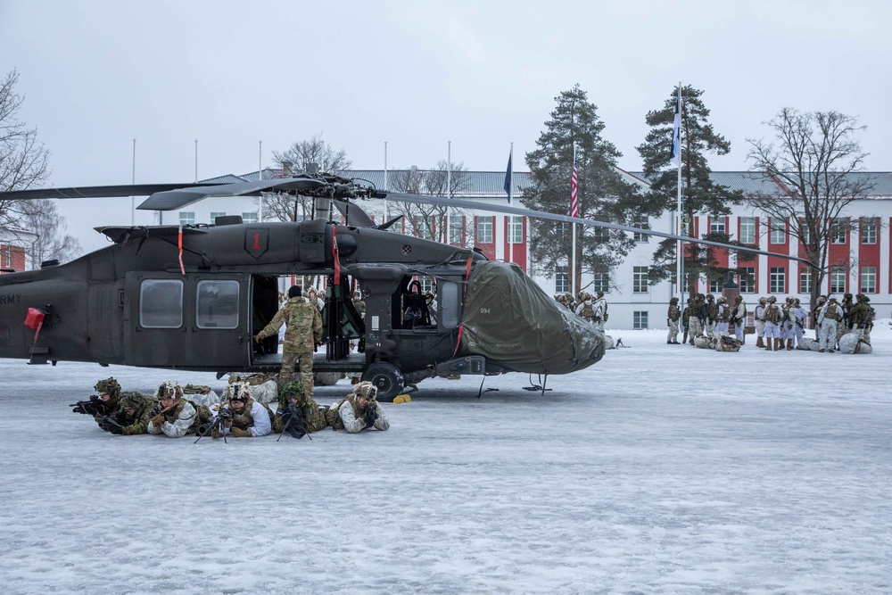 Task Force Marne, Estonian Defense Forces conduct air assault training in Estonia