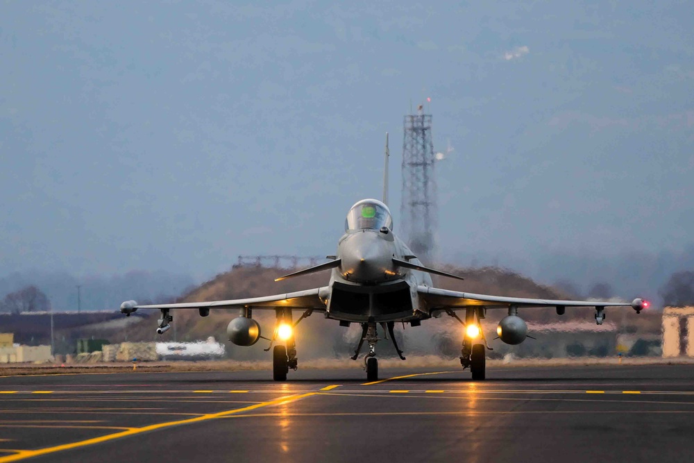 Triple Nickel conducts training with Italian Eurofighter Typhoons