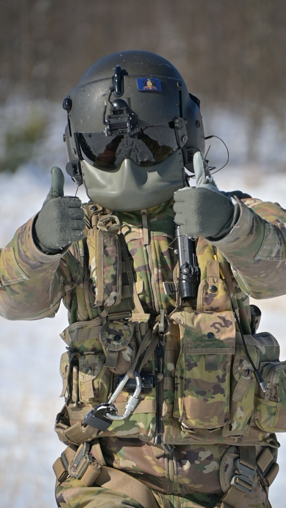 DVIDS - Images - Black Hawk sling load training [Image 8 of 9]