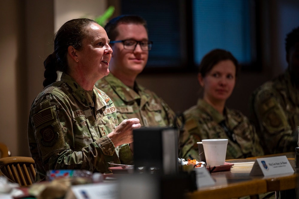 DVIDS - Images - Maj. Gen. Huser visits Kirtland [Image 3 of 3]