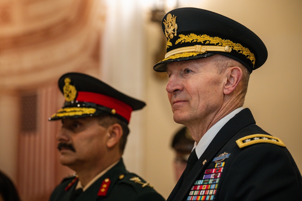 Chief of Staff of the U.S. Army hosts Chief of Indian Army Staff at Arlington National Cemetery