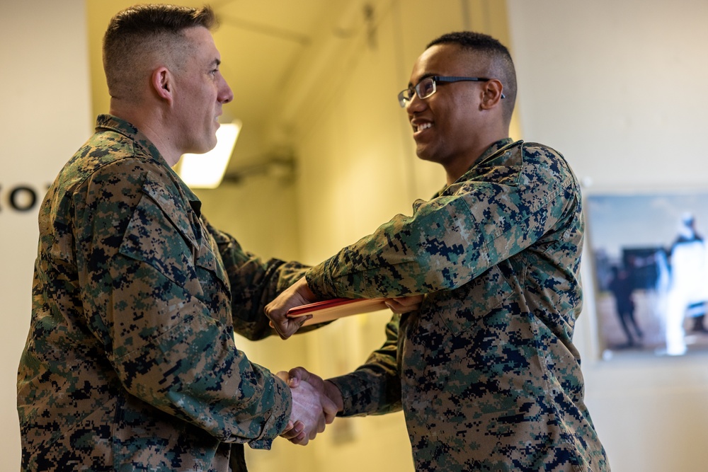 Arkansas native, Lance Cpl. Keahi Soomanstanton, receives award for superior work ethic