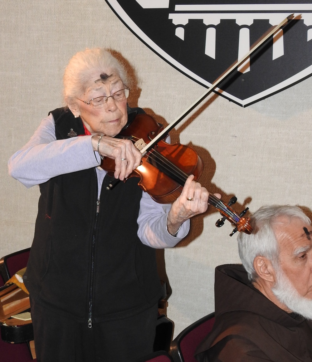 Walter Reed hosts Military Services USA Archbishop for Ash Wednesday Mass