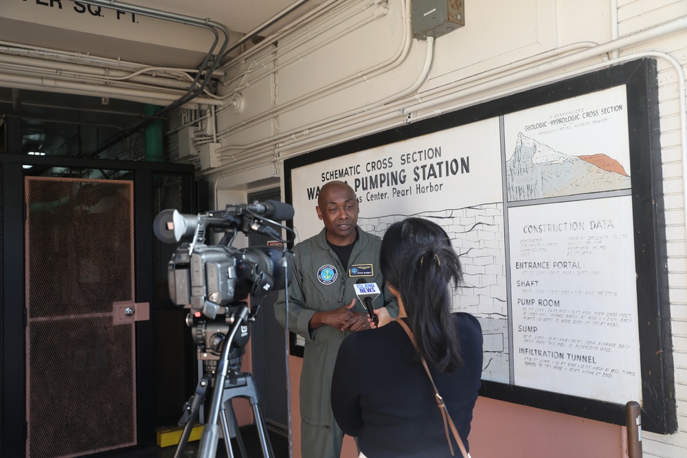 Vice Adm. Scott Gray and Rear Adm. Stephen Barnett visit Waiawa Shaft